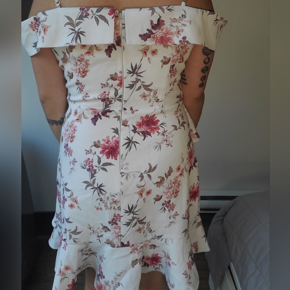 EVERNEW white floral dress - Picture 3 of 5